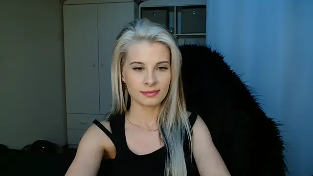 KristineGlow online show from July 9, 2:21 pm