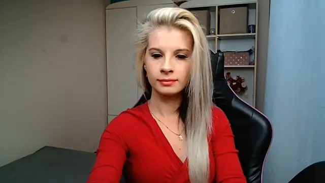 KristineGlow online show from July 27, 2:24 pm