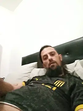 Snapshot of urugauchito chatting on June 11, 10:41 pm urugauchito online show from June 11, 10:41 pm