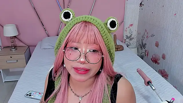 Snapshot of SafiroAgataaa chatting on September 27, 8:14 pm SafiroAgataaa online show from September 27, 8:14 pm