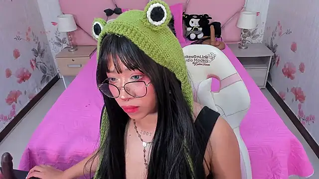 Snapshot of SafiroAgataaa chatting on October 26, 8:31 am SafiroAgataaa online show from October 26, 8:31 am