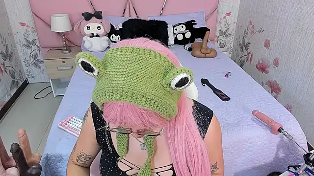 Snapshot of SafiroAgataaa chatting on November 29, 9:40 pm SafiroAgataaa online show from November 29, 9:40 pm