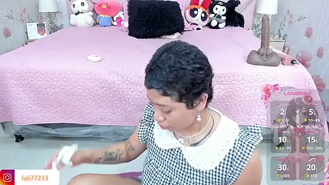 SafiroAgataaa online show from June 28, 2:39 am