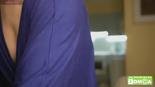 KateCarrey online show from November 11, 4:18 pm