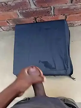 Snapshot of BigboyDick2 chatting on September 30, 2:55 pm BigboyDick2 online show from September 30, 2:55 pm