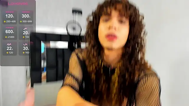 Snapshot of elian_7 chatting on May 12, 12:02 pm elian 7 online show from May 12, 12:02 pm