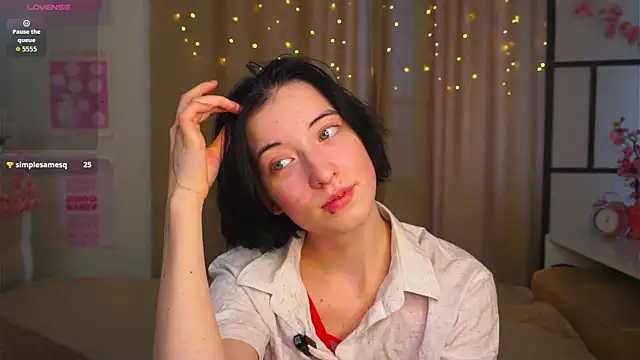 JuanaFriesz online show from February 21, 9:21 am