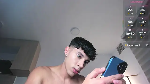 Snapshot of im_jero chatting on April 2, 1:25 am im jero online show from April 2, 1:25 am