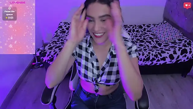 Snapshot of megaan_cb chatting on November 21, 2:05 pm megaan cb online show from November 21, 2:05 pm