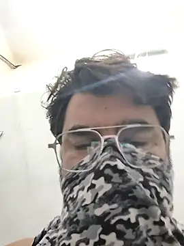 Snapshot of bigdick_lickingexpert08 chatting on September 23, 6:11 pm bigdick lickingexpert08 online show from September 23, 6:11 pm