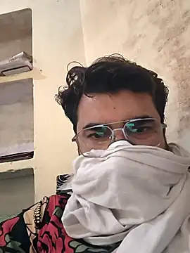 Snapshot of bigdick_lickingexpert08 chatting on October 9, 8:23 am bigdick lickingexpert08 online show from October 9, 8:23 am