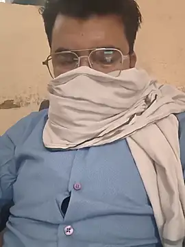 Snapshot of bigdick_lickingexpert08 chatting on October 15, 6:57 am bigdick lickingexpert08 online show from October 15, 6:57 am