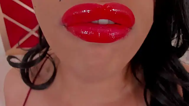 Snapshot of sweet_Elizabeth chatting on May 30, 1:52 pm sweet Elizabeth online show from May 30, 1:52 pm