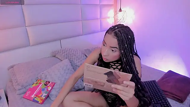 Lucia jane online show from February 11, 8:58 pm