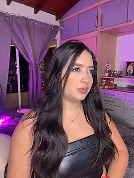 Emiily Moore1 online show from December 5, 3:48 am