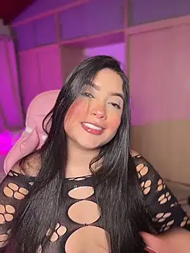 Snapshot of Emiily_Moore1 chatting on May 31, 12:19 am Emiily Moore1 online show from May 31, 12:19 am