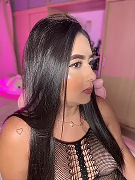 Snapshot of Emiily_Moore1 chatting on June 13, 12:41 am Emiily Moore1 online show from June 13, 12:41 am