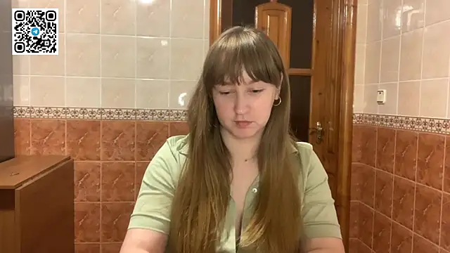 MaroonMoon  online show from November 12, 8:41 pm