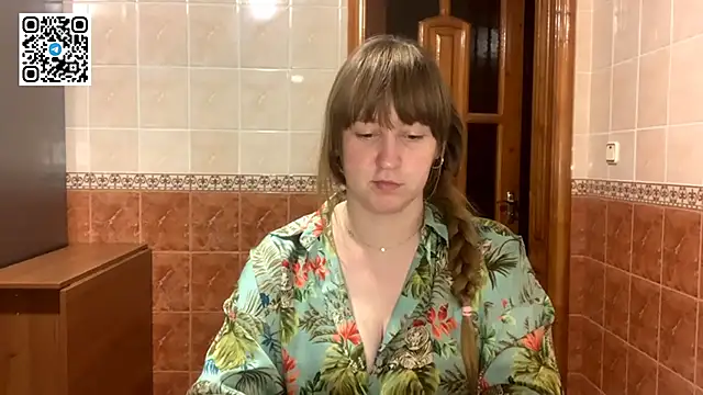 MaroonMoon  online show from November 26, 8:43 pm