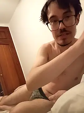 Snapshot of oscartres chatting on September 22, 10:12 pm oscartres online show from September 22, 10:12 pm