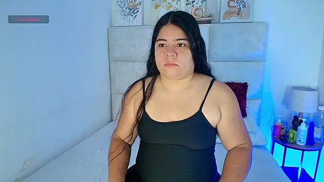 Snapshot of elizawiliamst chatting on July 7, 10:41 am elizawiliamst online show from July 7, 10:41 am