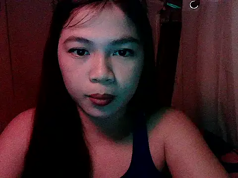 Snapshot of Zachariah_05 chatting on December 3, 10:57 am Zachariah 05 online show from December 3, 10:57 am