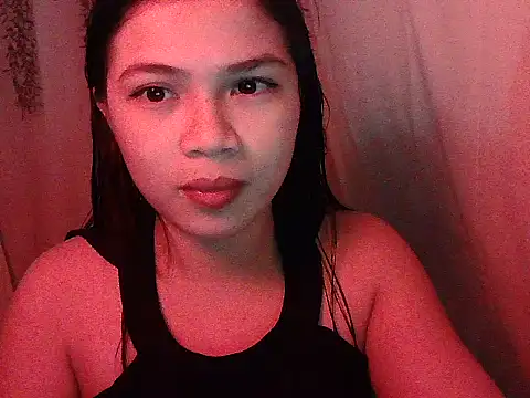 Snapshot of Zachariah_05 chatting on December 14, 11:59 am Zachariah 05 online show from December 14, 11:59 am