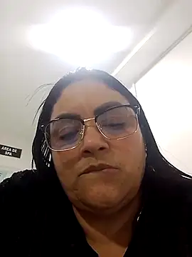 tiffany Johnson1 online show from November 3, 11:15 pm