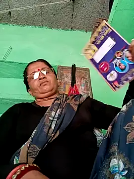 Snapshot of Manavi_x chatting on May 14, 8:43 am Manavi x online show from May 14, 8:43 am