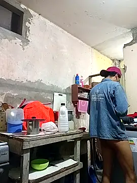 Bebicho14 online show from April 21, 3:46 am