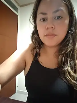 Snapshot of camila-titis chatting on June 10, 1:50 am camila-titis online show from June 10, 1:50 am