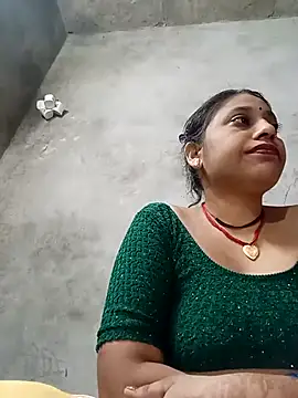 Snapshot of Sandhya_x chatting on October 18, 3:42 am Sandhya x online show from October 18, 3:42 am