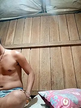 Snapshot of Hottie_pinoy21 chatting on October 31, 11:06 pm Hottie pinoy21 online show from October 31, 11:06 pm