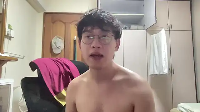 Passionatetwink2 online show from February 13, 4:03 pm