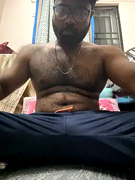 DJLOVE280825 online show from October 5, 8:40 pm