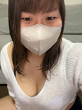 xxx yuna xxx online show from November 9, 7:45 pm