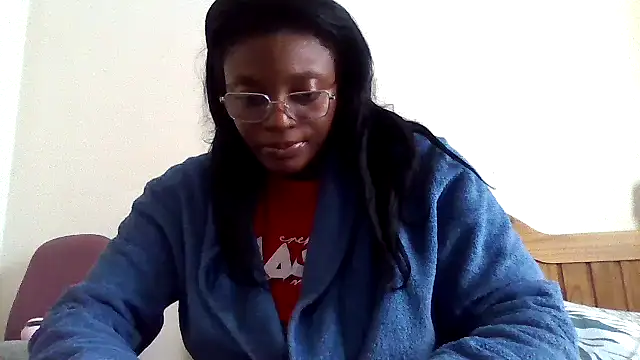 Snapshot of SexyGemBeautyX chatting on November 27, 2:19 pm SexyGemBeautyX online show from November 27, 2:19 pm