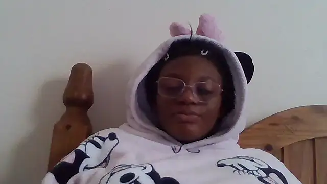 Snapshot of SexyGemBeautyX chatting on December 2, 3:07 pm SexyGemBeautyX online show from December 2, 3:07 pm