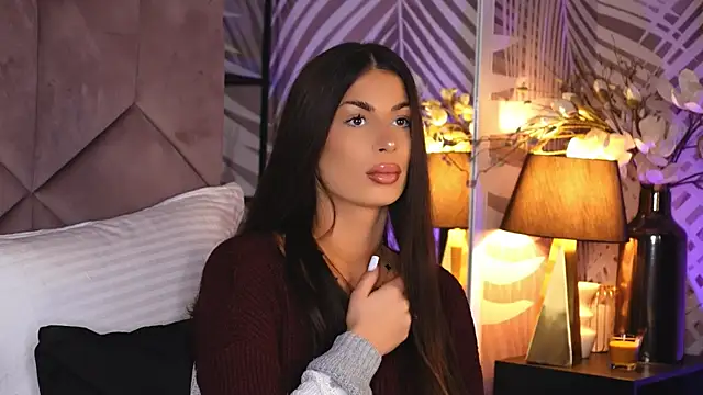 EvaRhea online show from November 28, 3:53 am