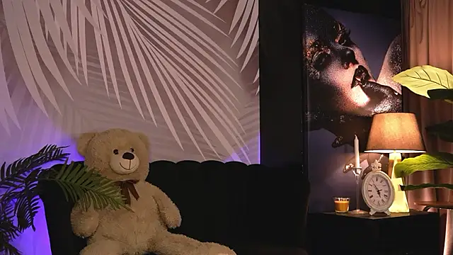 EvaRhea online show from February 20, 4:31 am