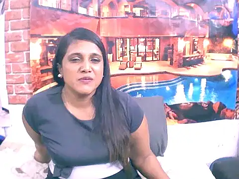 Snapshot of IndianSexyLady4u chatting on November 2, 3:03 pm IndianSexyLady4u online show from November 2, 3:03 pm