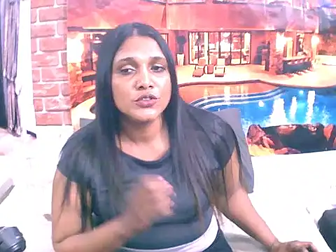 Snapshot of IndianSexyLady4u chatting on November 3, 3:19 am IndianSexyLady4u online show from November 3, 3:19 am