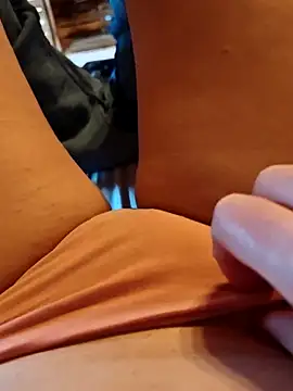 Horny mummy online show from February 24, 3:32 pm