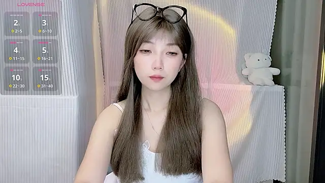 Janisa  PZ online show from October 2, 3:30 pm