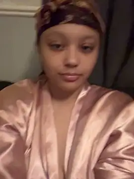 Snapshot of Marleymols chatting on November 27, 10:23 pm Marleymols online show from November 27, 10:23 pm