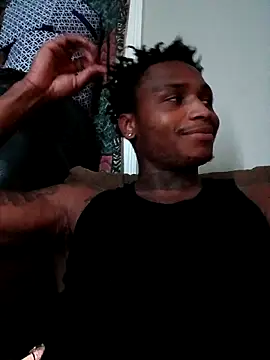 Snapshot of Dropdingo chatting on October 10, 2:21 am Dropdingo online show from October 10, 2:21 am