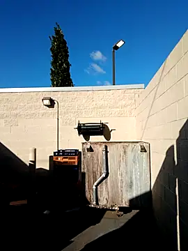 Snapshot of Dropdingo chatting on October 19, 2:07 pm Dropdingo online show from October 19, 2:07 pm