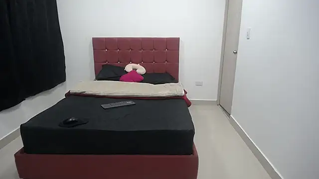 yohacriss online show from November 13, 12:20 am