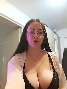 IvyClouds online show from June 12, 2:16 pm
