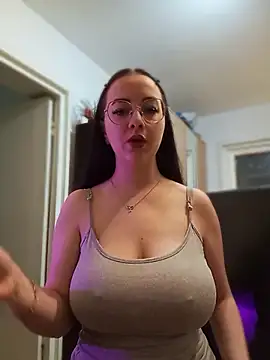 IvyClouds online show from June 21, 8:06 am